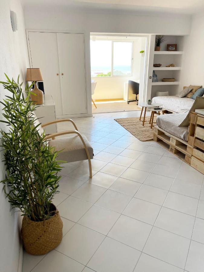 Panoramic Seaview - 2 Bedroom, Main Ave, 15 Min Walk Beach, Workspace Albufeira Eksteriør bilde